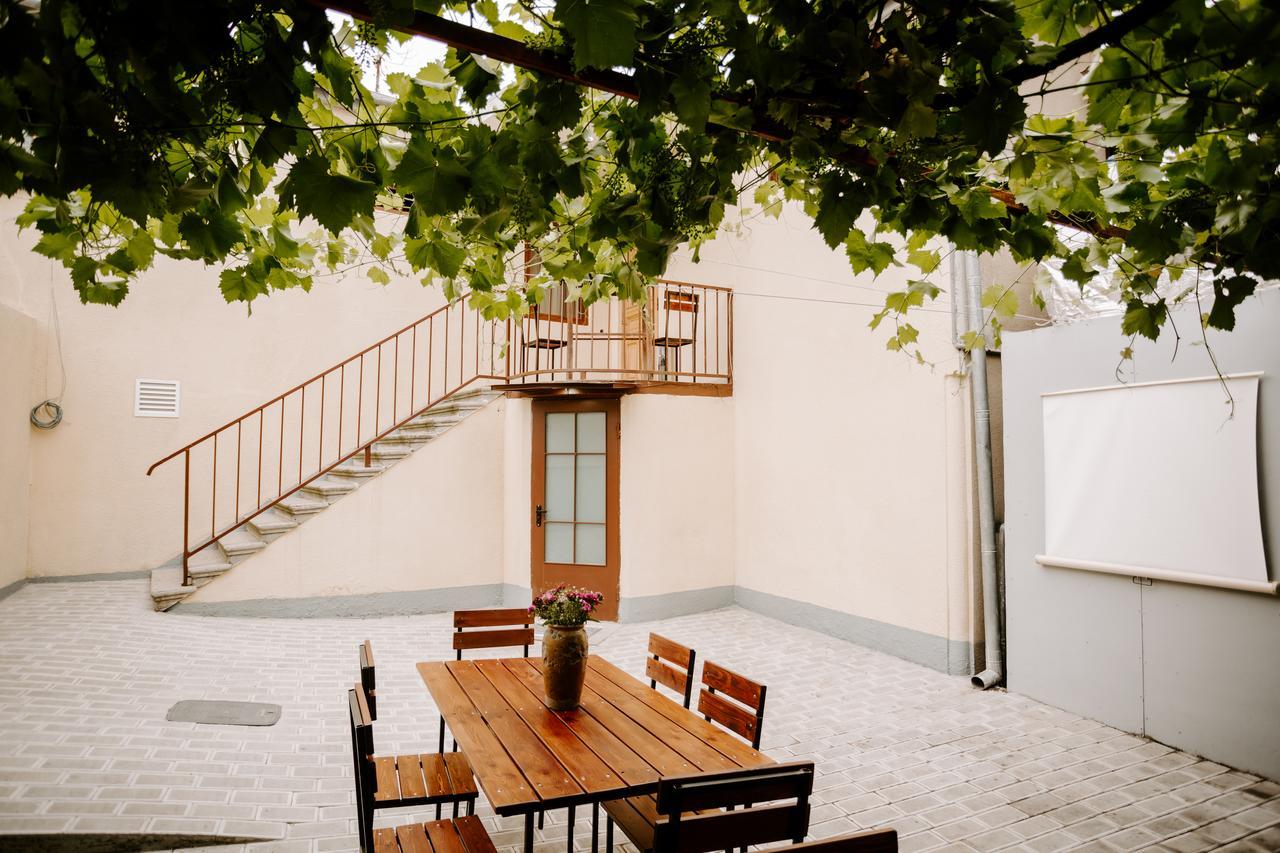Tbilisi Viking Hostel Εξωτερικό φωτογραφία